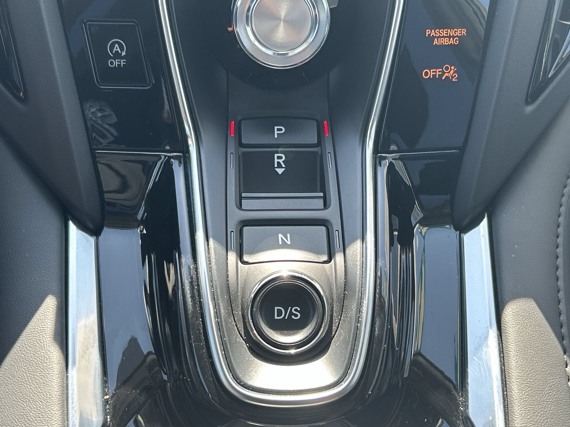 Used 2024 Acura RDX SH-AWD image 22