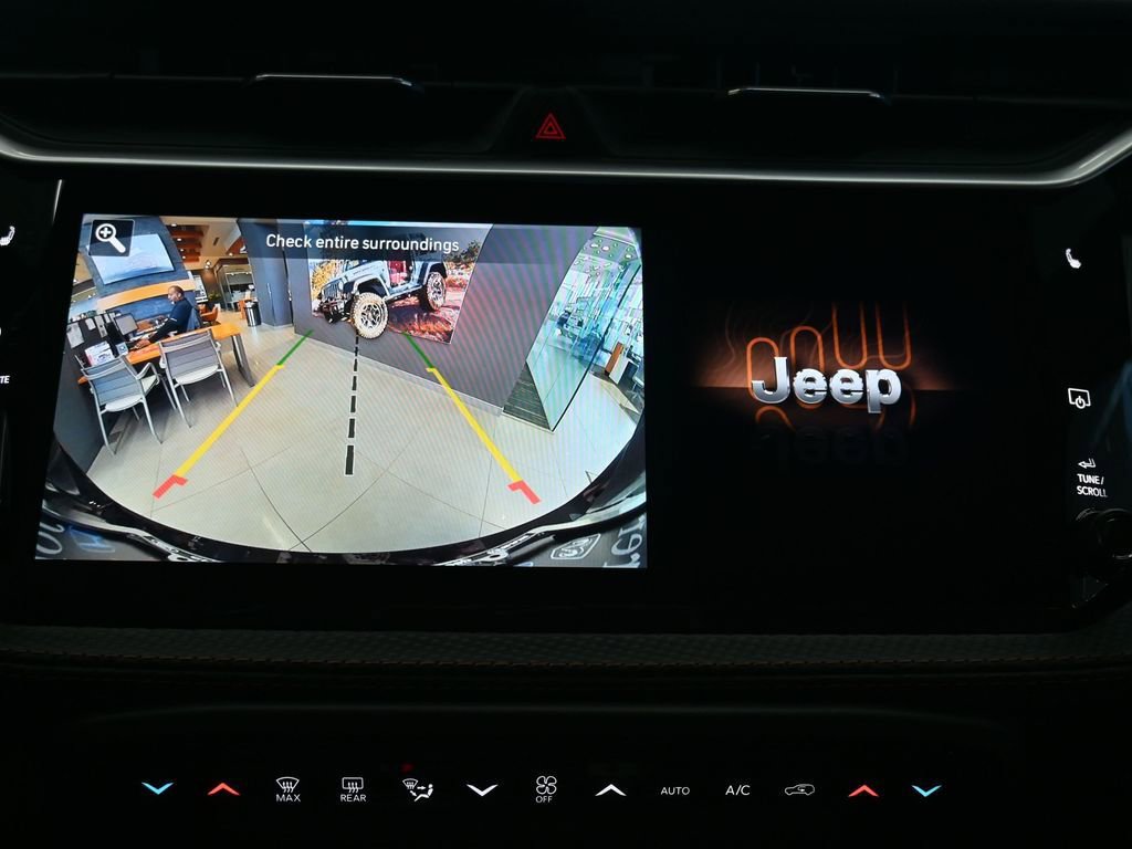 New 2026 Jeep Cherokee Limited image 14