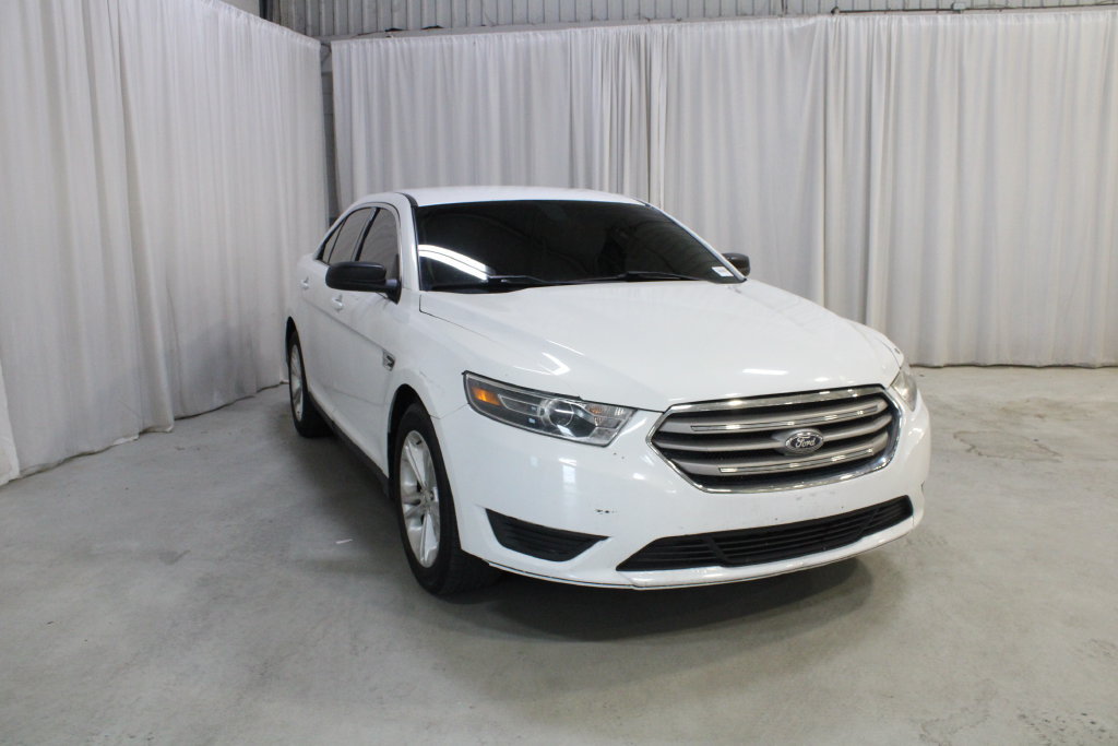 Used 2018 Ford Taurus SE FWD image 34