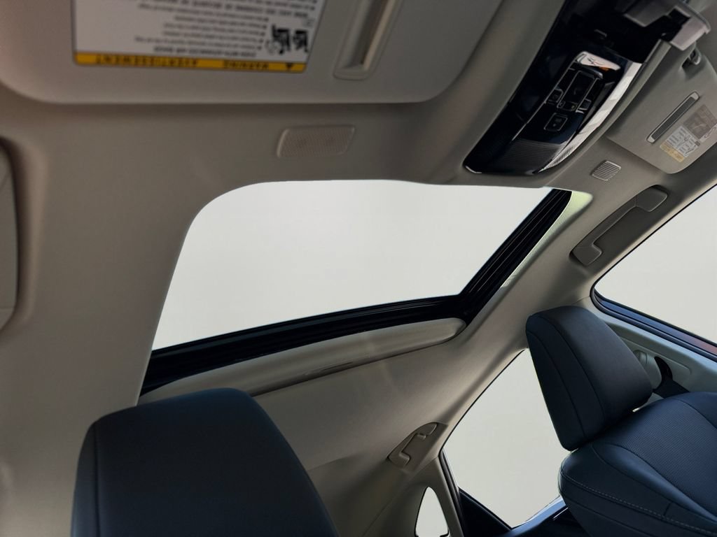 Certified 2025 Lexus NX 250 FWD w/ Accessory Package (2T) image 8