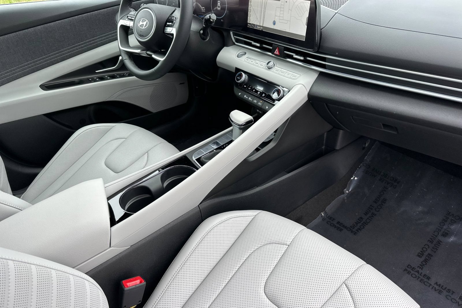 New 2026 Hyundai Elantra Limited FWD image 14