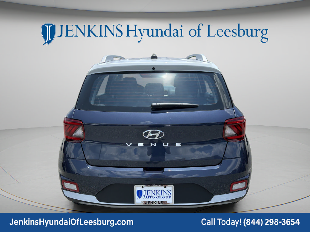 New 2026 Hyundai Venue SEL FWD image 6