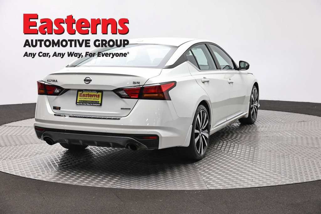 Used 2022 Nissan Altima 2.0 SR FWD image 5
