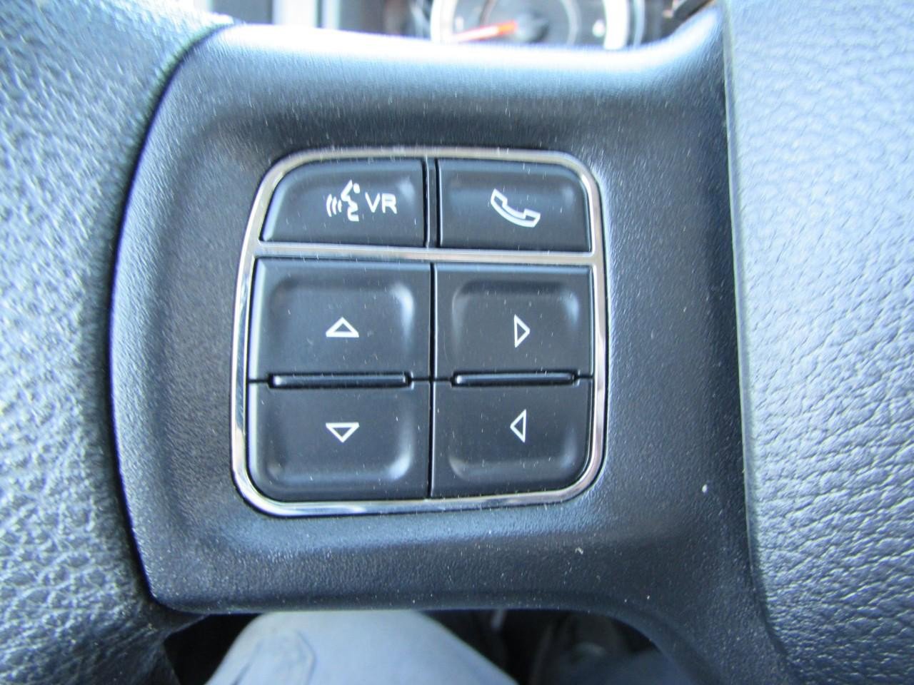 Used 2019 RAM 1500 Classic SLT image 23