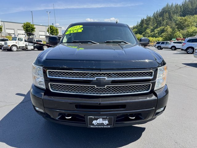 Used 2013 Chevrolet Silverado 1500 LTZ AWD/4WD image 2