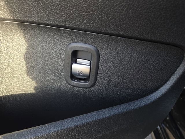 New 2026 Mercedes-Benz C 300 4MATIC Sedan image 21