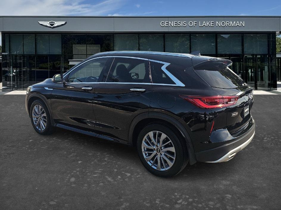 Used 2024 INFINITI QX50 Luxe FWD image 6
