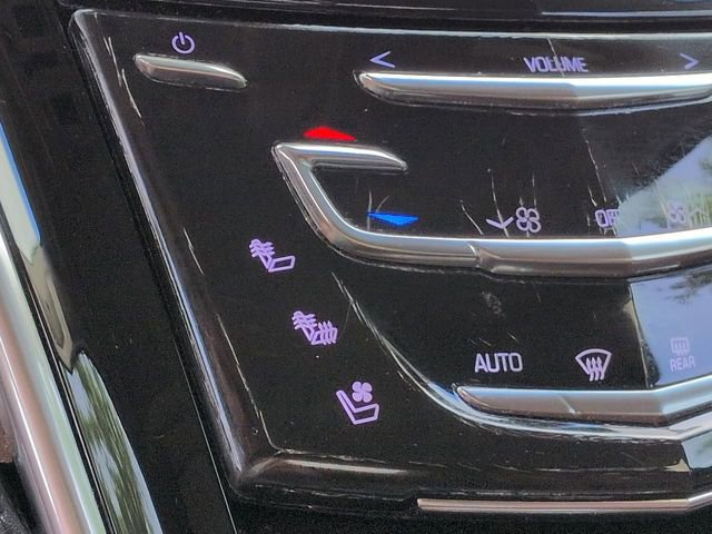 Used 2017 Cadillac Escalade Premium Luxury image 25