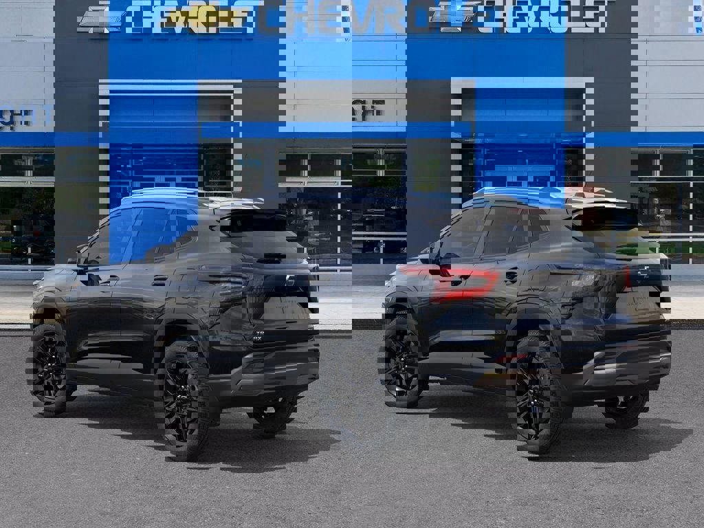 New 2026 Chevrolet Trax ACTIV image 3