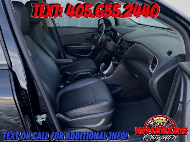 Used 2022 Chevrolet Trax LT w/ Midnight Edition image 13
