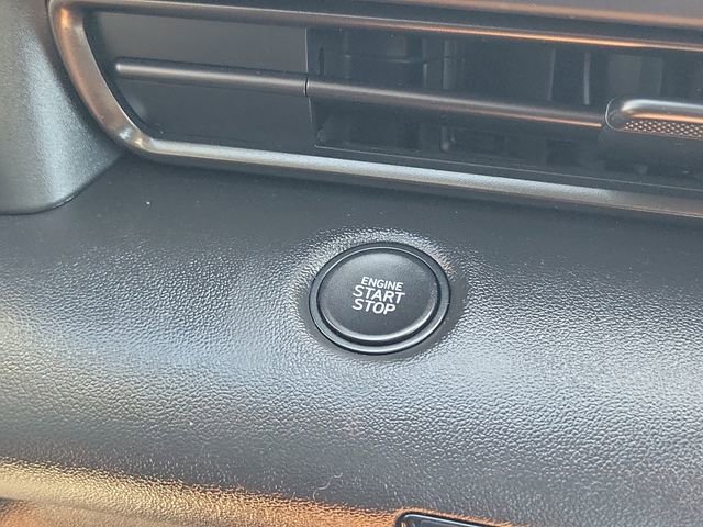 Used 2025 Hyundai Elantra Sport image 10