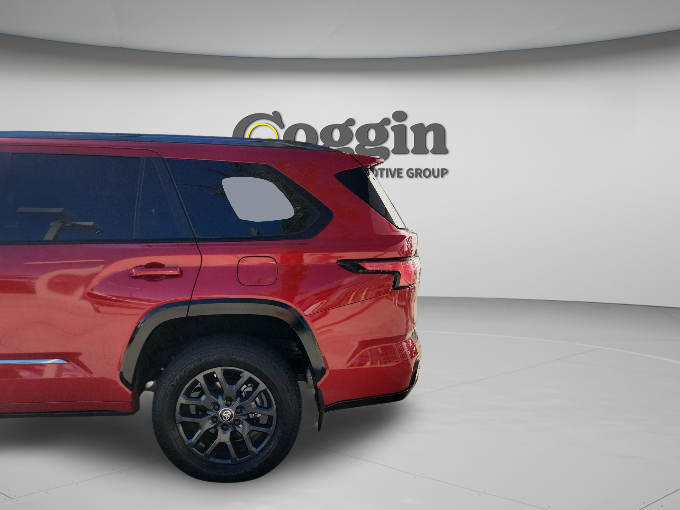 Certified 2025 Toyota Sequoia Platinum AWD/4WD image 29