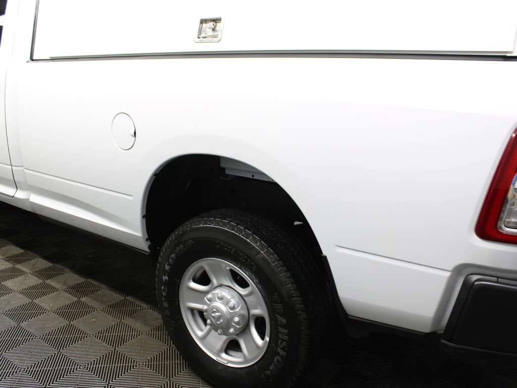 Used 2023 RAM 3500 Tradesman w/ Convenience Group AWD/4WD image 41