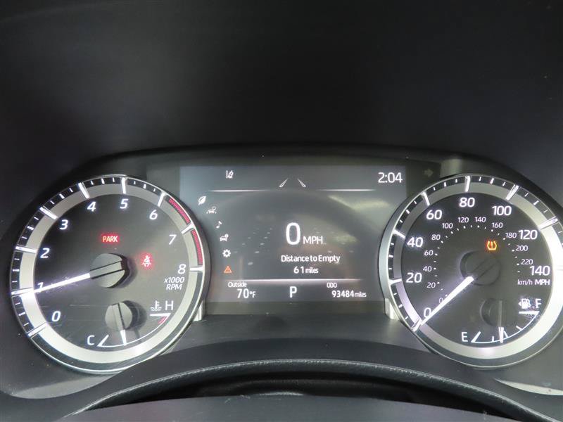 Used 2023 Toyota Highlander XLE FWD image 17