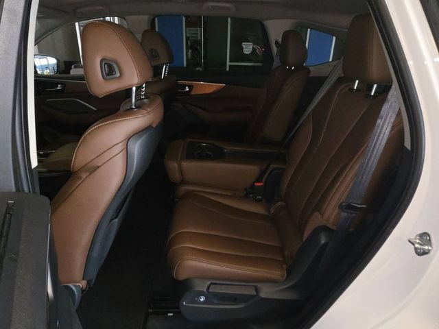 Certified 2024 Acura MDX FWD w/ Technology Package image 23