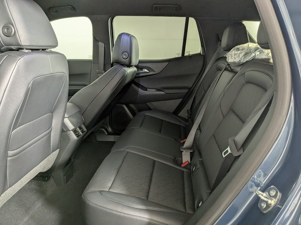 New 2026 Chevrolet Equinox LT AWD/4WD image 28