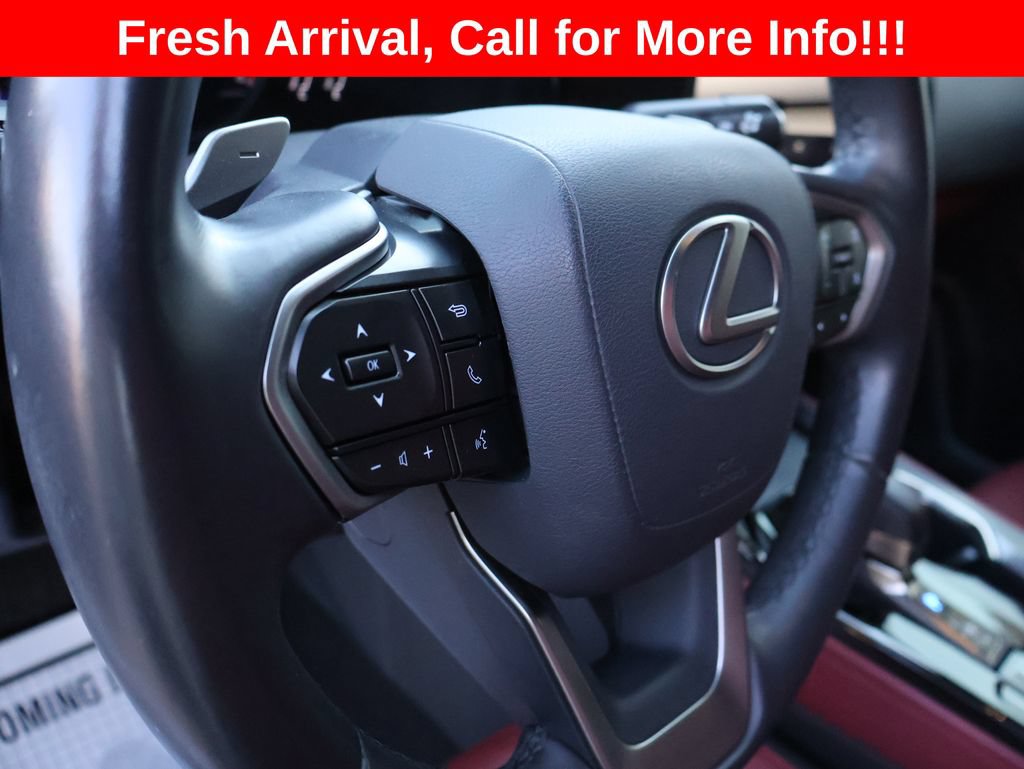 Used 2025 Lexus NX 250 FWD w/ Premium Package image 18