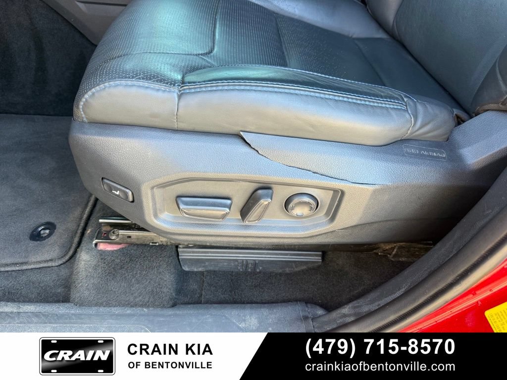 Used 2024 Toyota Tundra Platinum AWD/4WD image 11