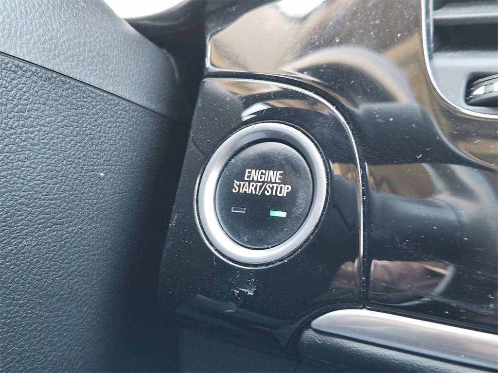 Used 2021 Buick Encore Preferred image 21