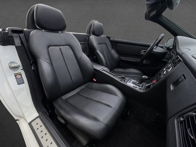 Used 2001 Mercedes-Benz SLK 230 image 8