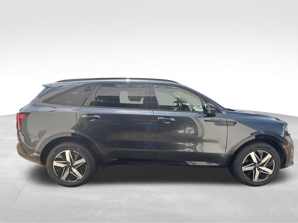 Used 2023 Kia Sorento S w/ Panoramic Sunroof Package FWD image 7