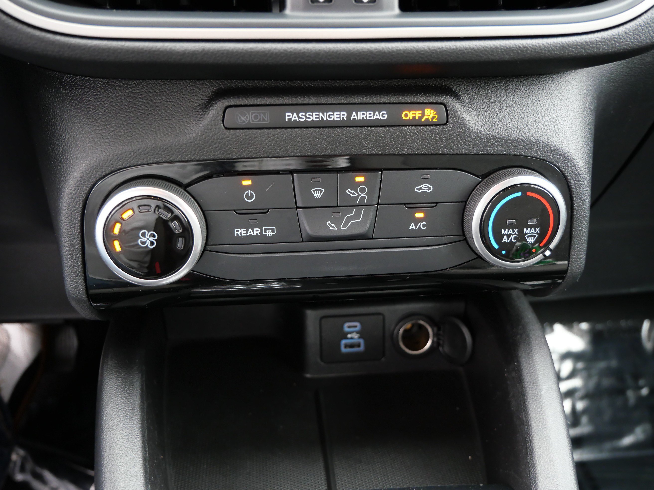 Certified 2022 Ford Escape SE AWD/4WD image 23