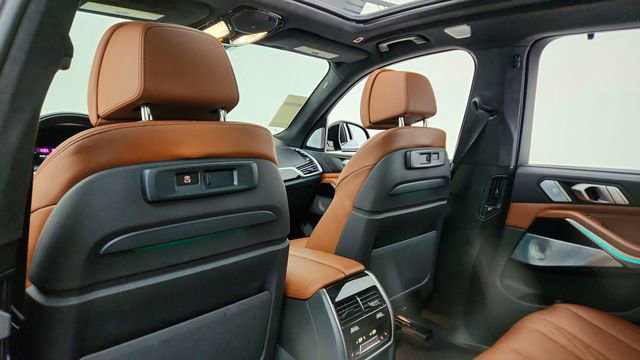 Used 2023 BMW X5 M50i w/ Executive Package image 31