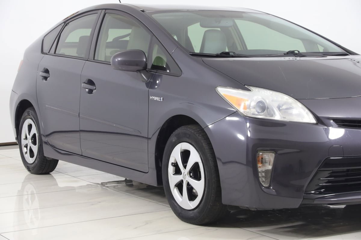 Used 2013 Toyota Prius Three FWD image 33
