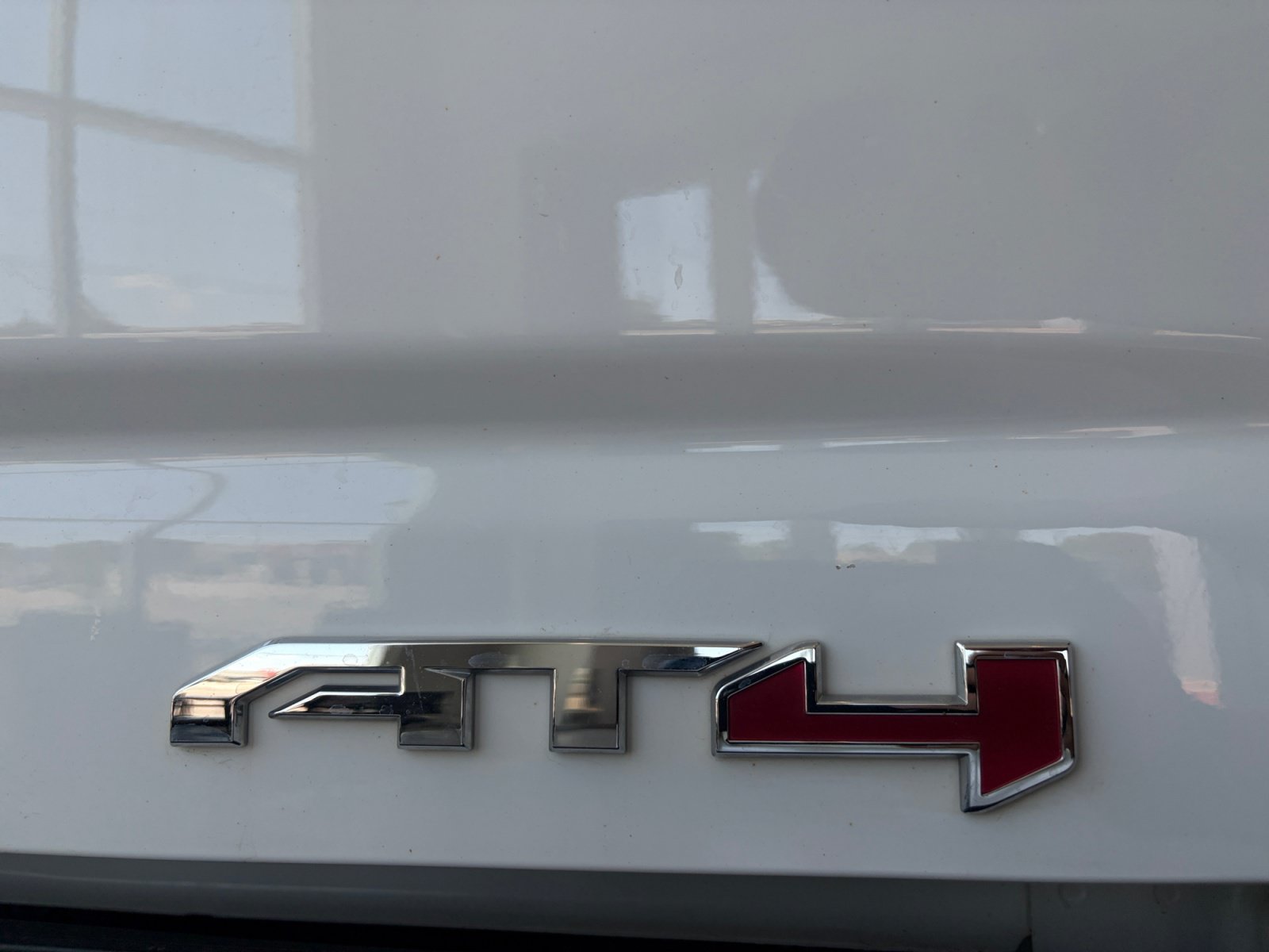 Used 2022 GMC Sierra 2500 AT4 w/ AT4 Premium Plus Package AWD/4WD image 30