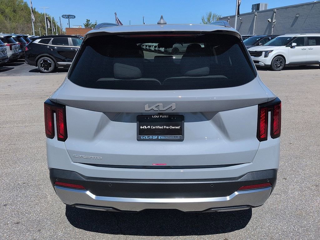 Used 2026 Kia Sorento S w/ S Panoramic Sunroof Package image 6