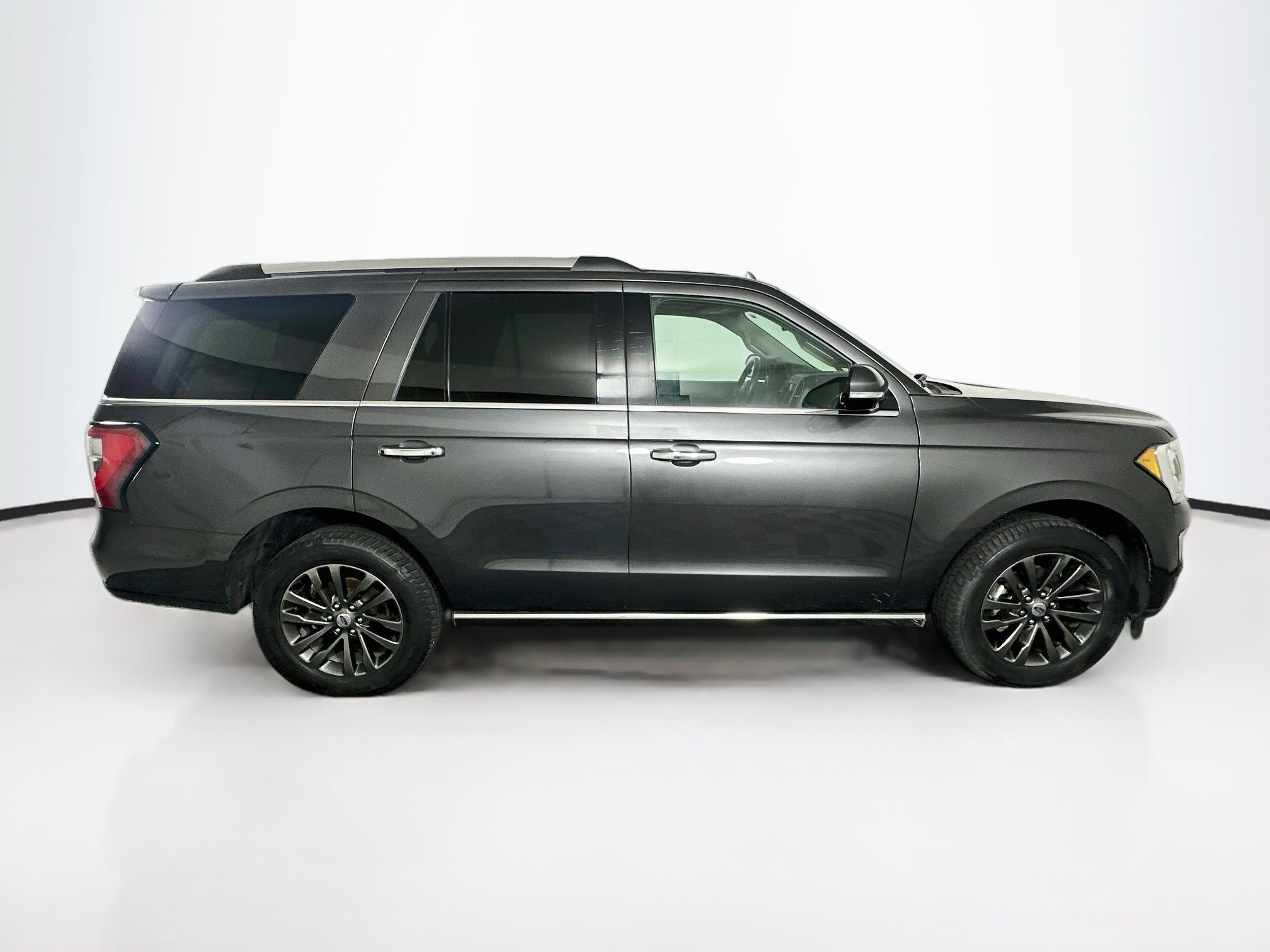 Used 2019 Ford Expedition Limited AWD/4WD image 10