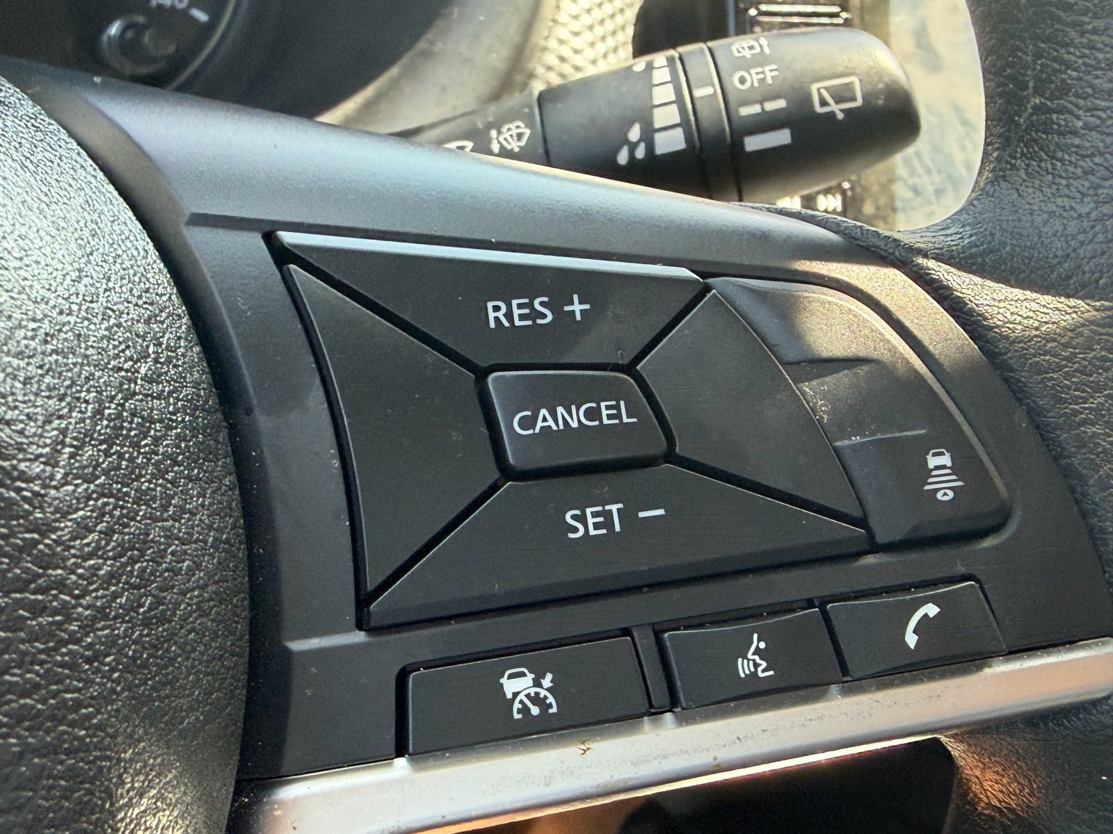 Certified 2024 Nissan Kicks SV w/ Interior Electronics Package FWD image 26