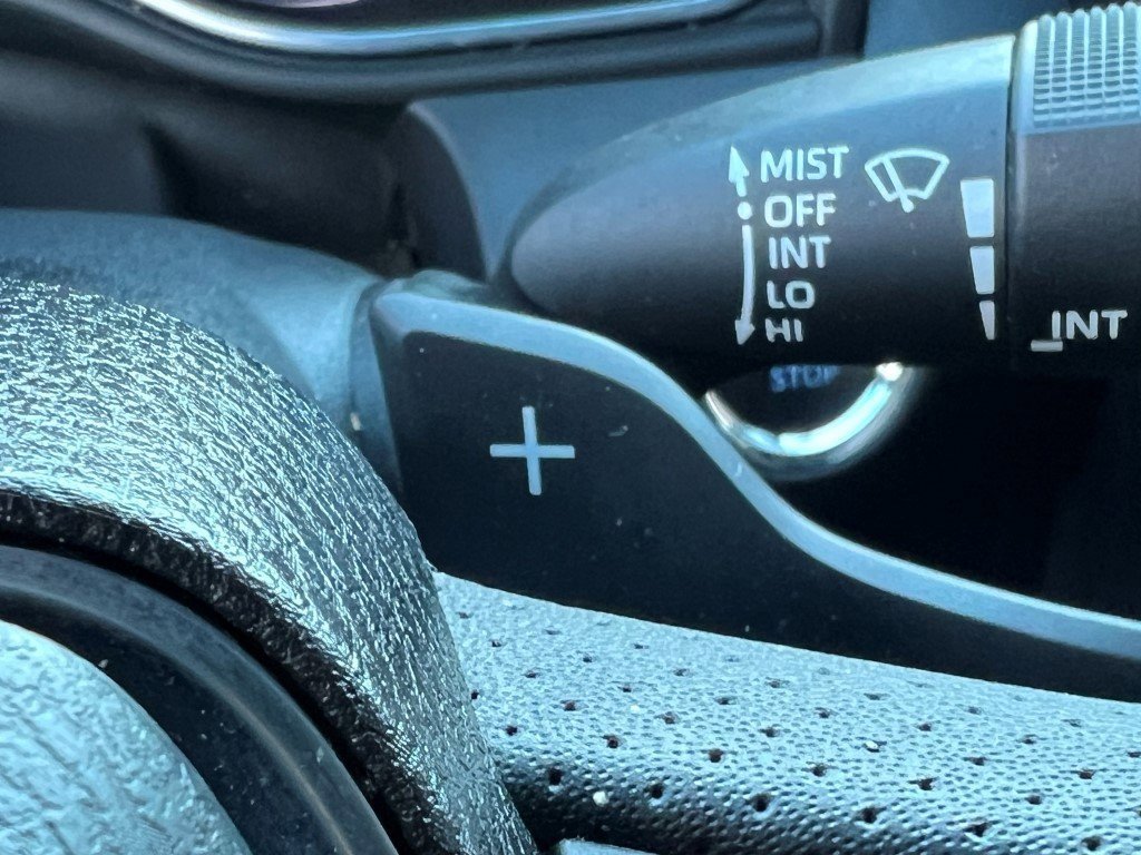 Used 2019 Toyota Avalon XSE w/ All Weather Liner Package image 25