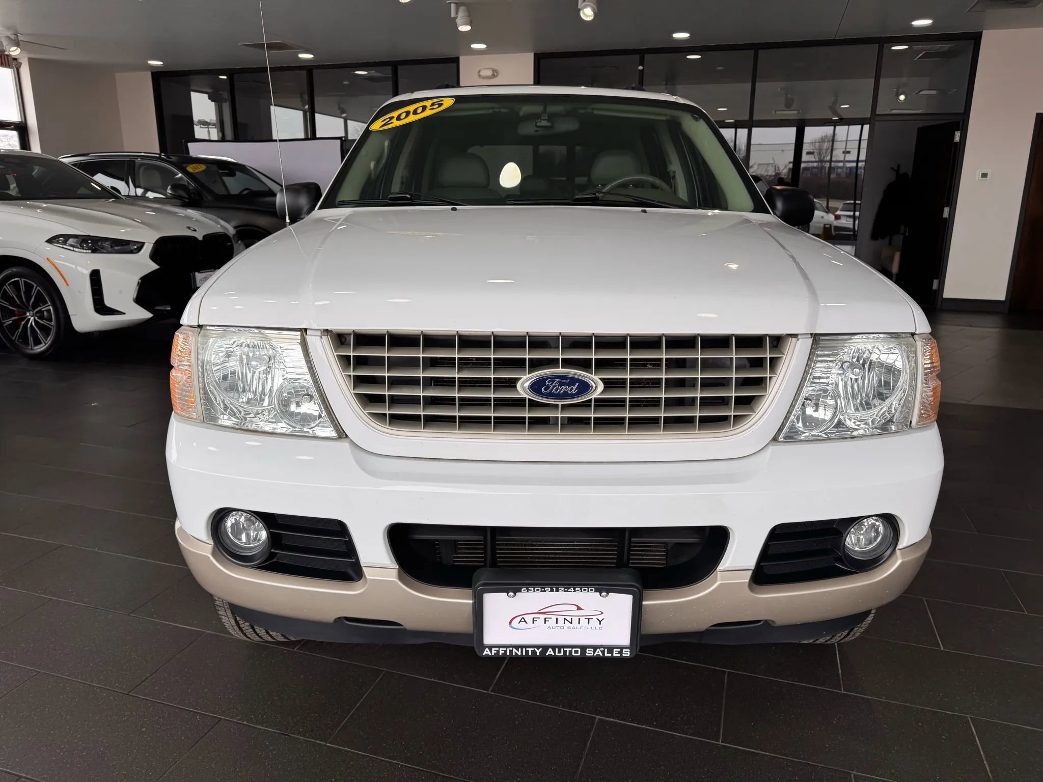 Used 2005 Ford Explorer Eddie Bauer AWD/4WD image 8