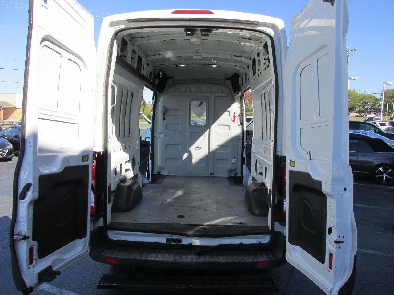 Used 2017 Ford Transit 350 148 High Roof image 33