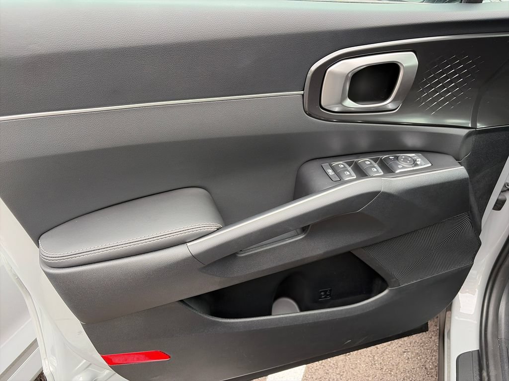 New 2026 Kia Sorento S AWD/4WD image 13