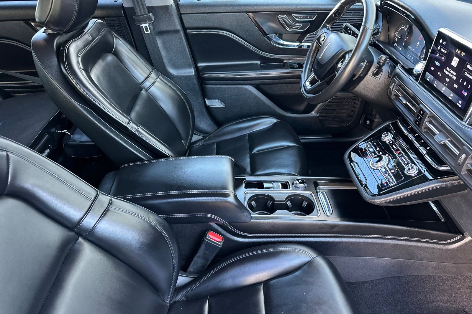 Used 2021 Lincoln Corsair AWD w/ Towing Package I image 15