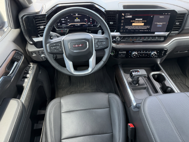Used 2023 GMC Sierra 1500 SLT w/ SLT Premium Package AWD/4WD image 16