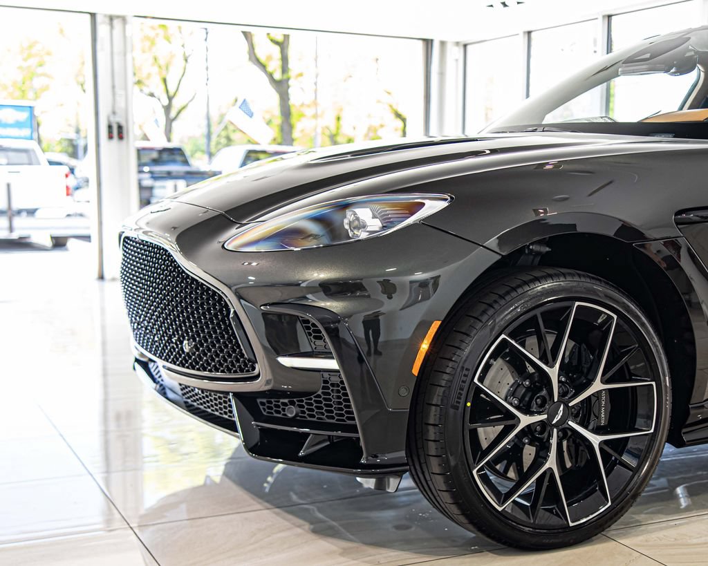 New 2026 Aston Martin DBX S AWD/4WD image 4