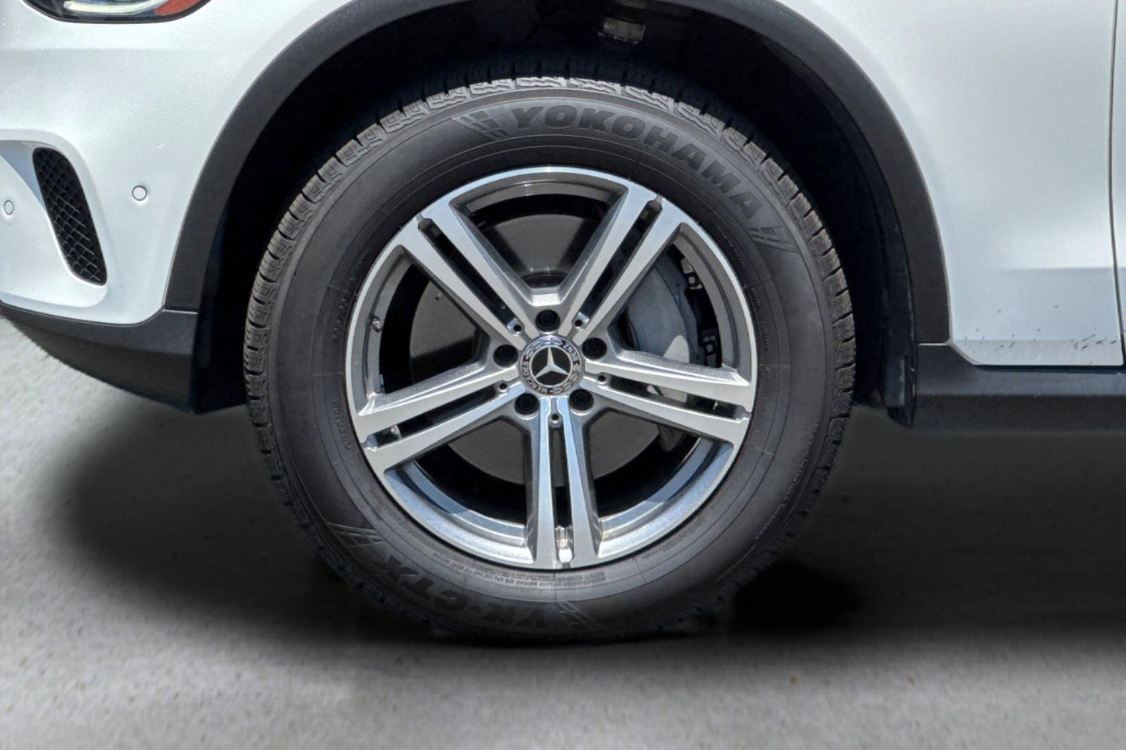 Used 2022 Mercedes-Benz GLC 300 4MATIC image 31
