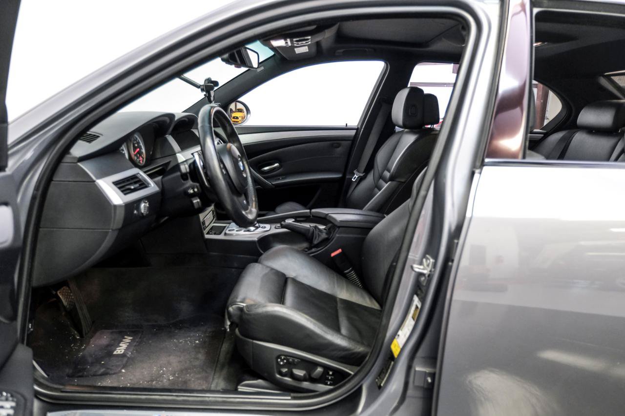 Used 2010 BMW M5 RWD image 3