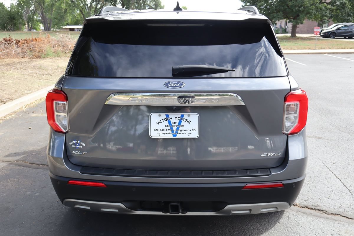 Used 2021 Ford Explorer XLT w/ Equipment Group 202A AWD/4WD image 6