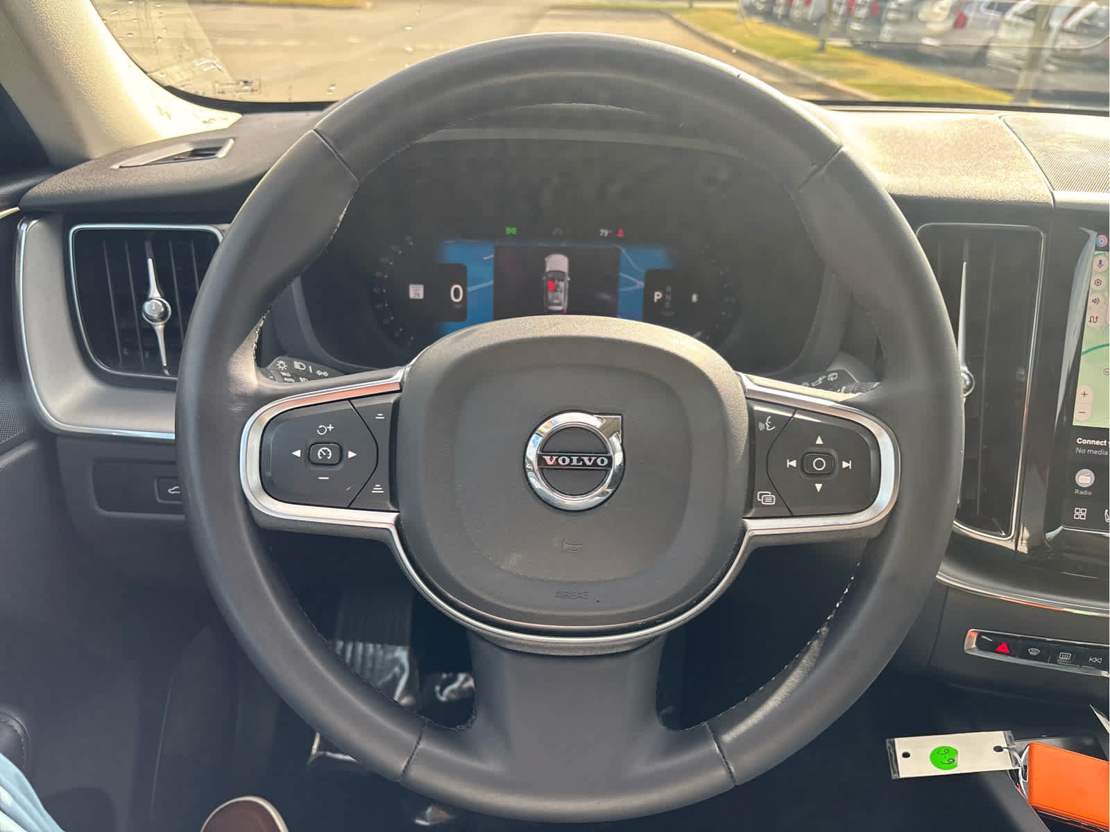 Used 2024 Volvo XC60 B5 Core AWD/4WD image 17