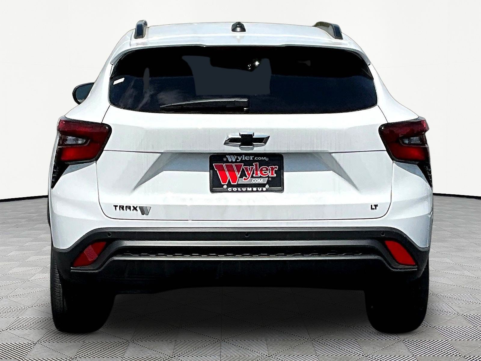 New 2026 Chevrolet Trax LT w/ Driver Confidence Package FWD image 5