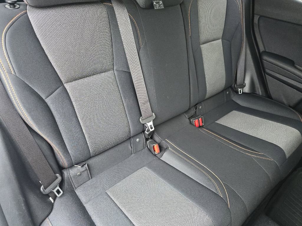 Used 2021 Subaru Crosstrek 2.0i Premium image 19