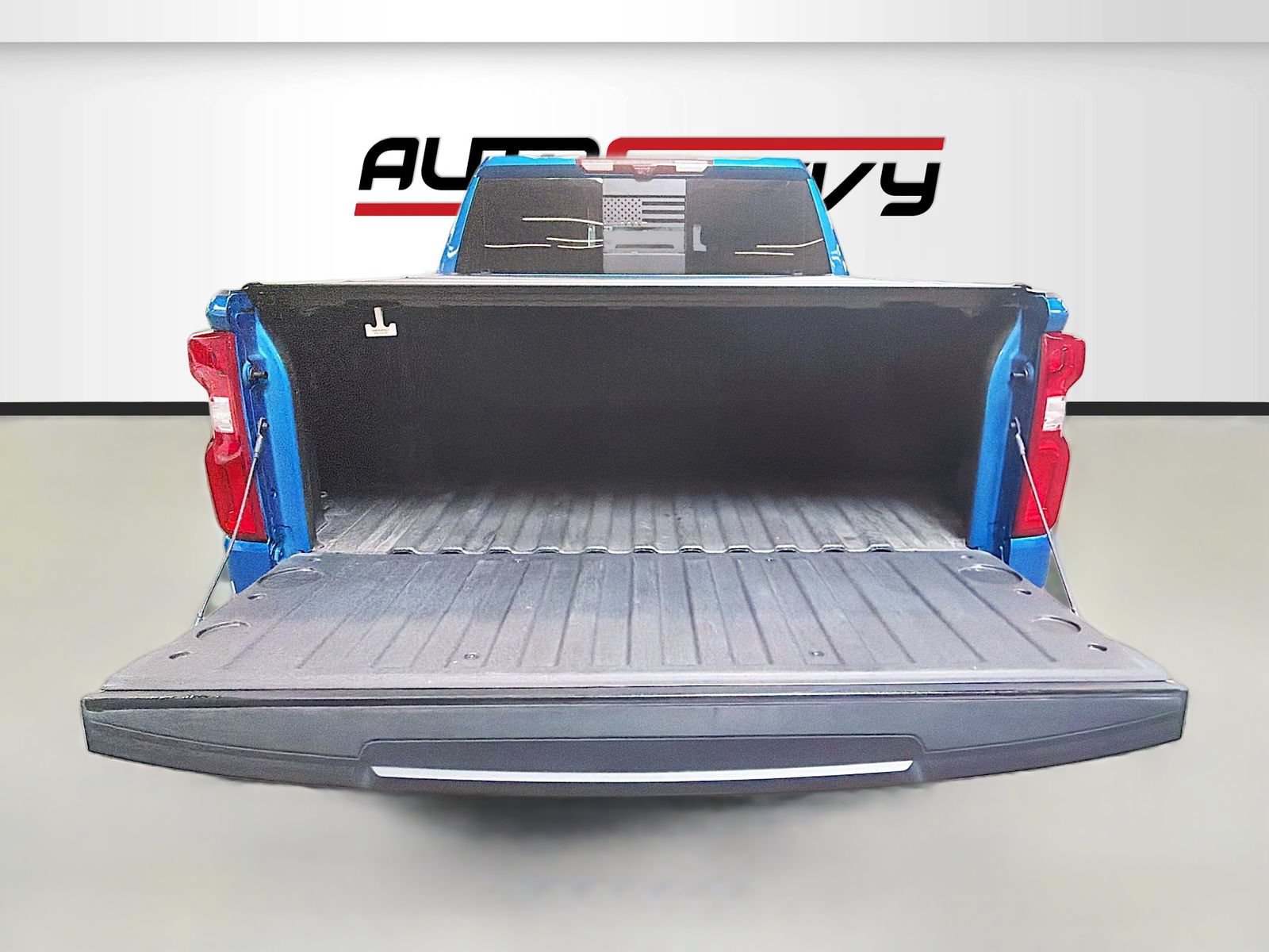 Used 2024 Chevrolet Silverado 1500 ZR2 w/ Technology Package AWD/4WD image 28