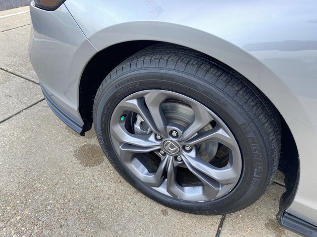 Used 2024 Honda Accord EX image 25