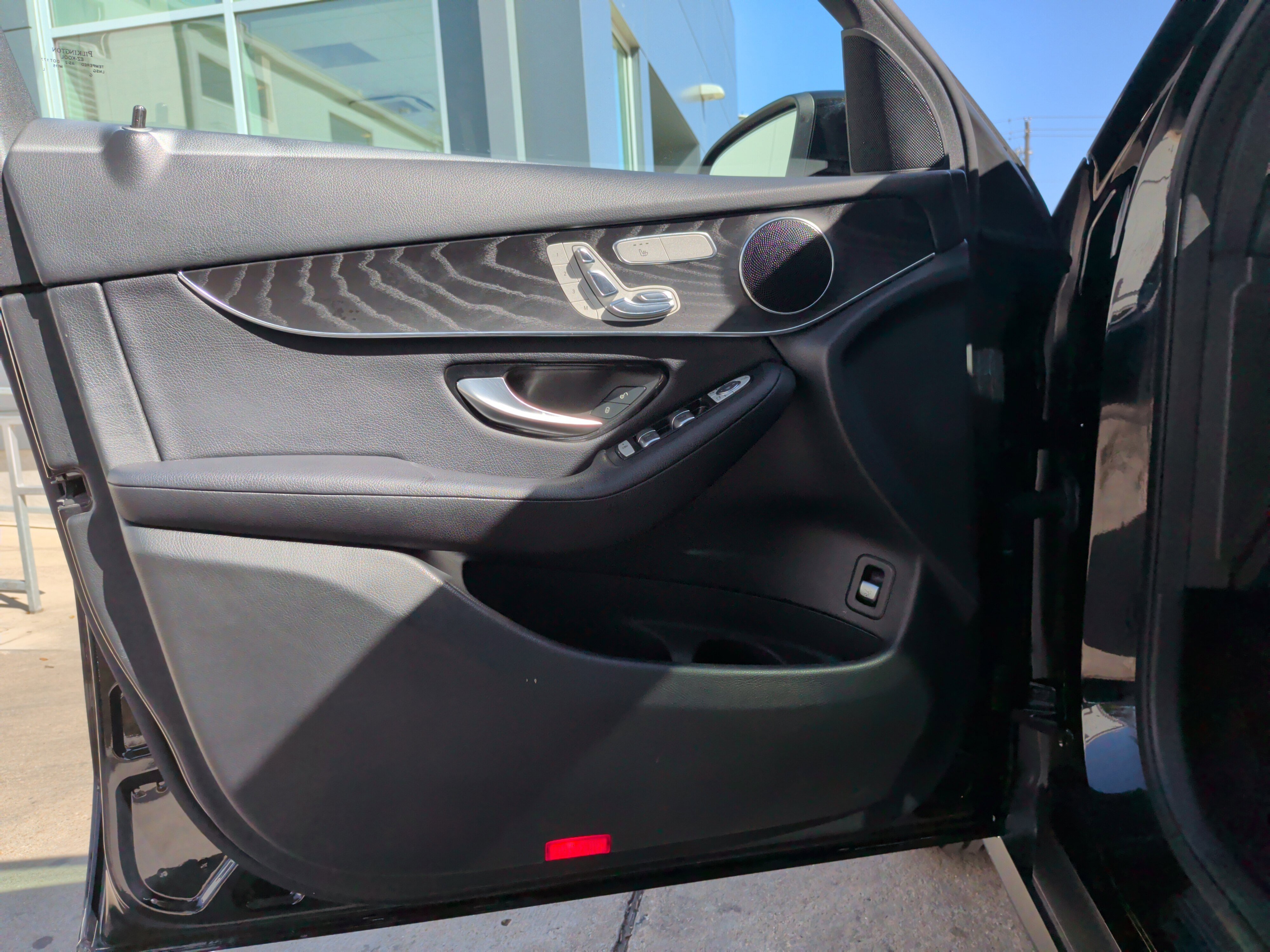 Used 2018 Mercedes-Benz GLC 300 image 14