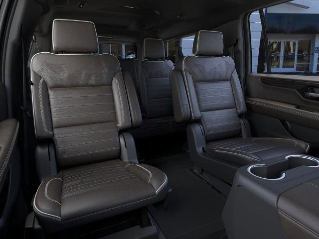 New 2026 GMC Yukon XL Denali Ultimate w/ LPO, Floor Liner Package AWD/4WD image 17