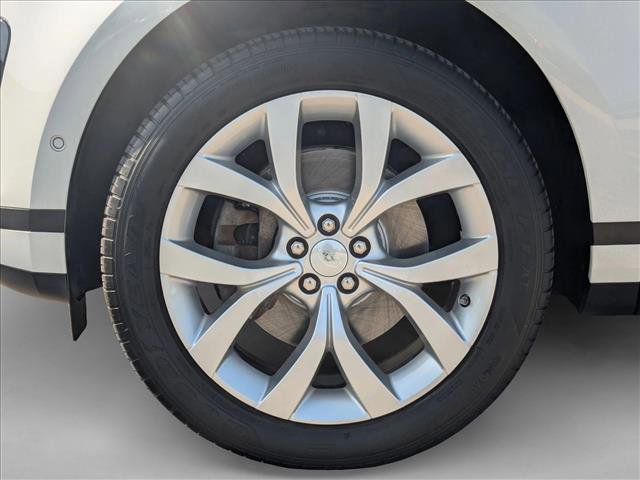 Used 2020 Land Rover Range Rover Evoque SE image 24
